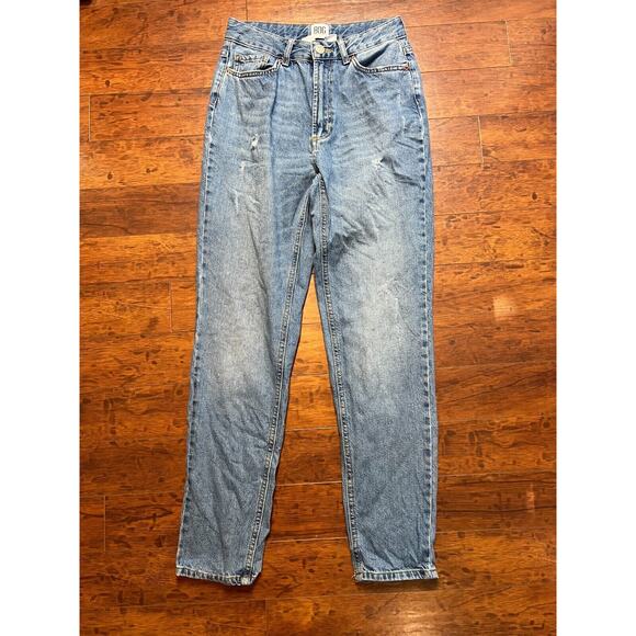 BDG Urban Outfitters Jeans Womens 26 Mom High Rise Light Wash Distress Denim - Picture 5 of 6